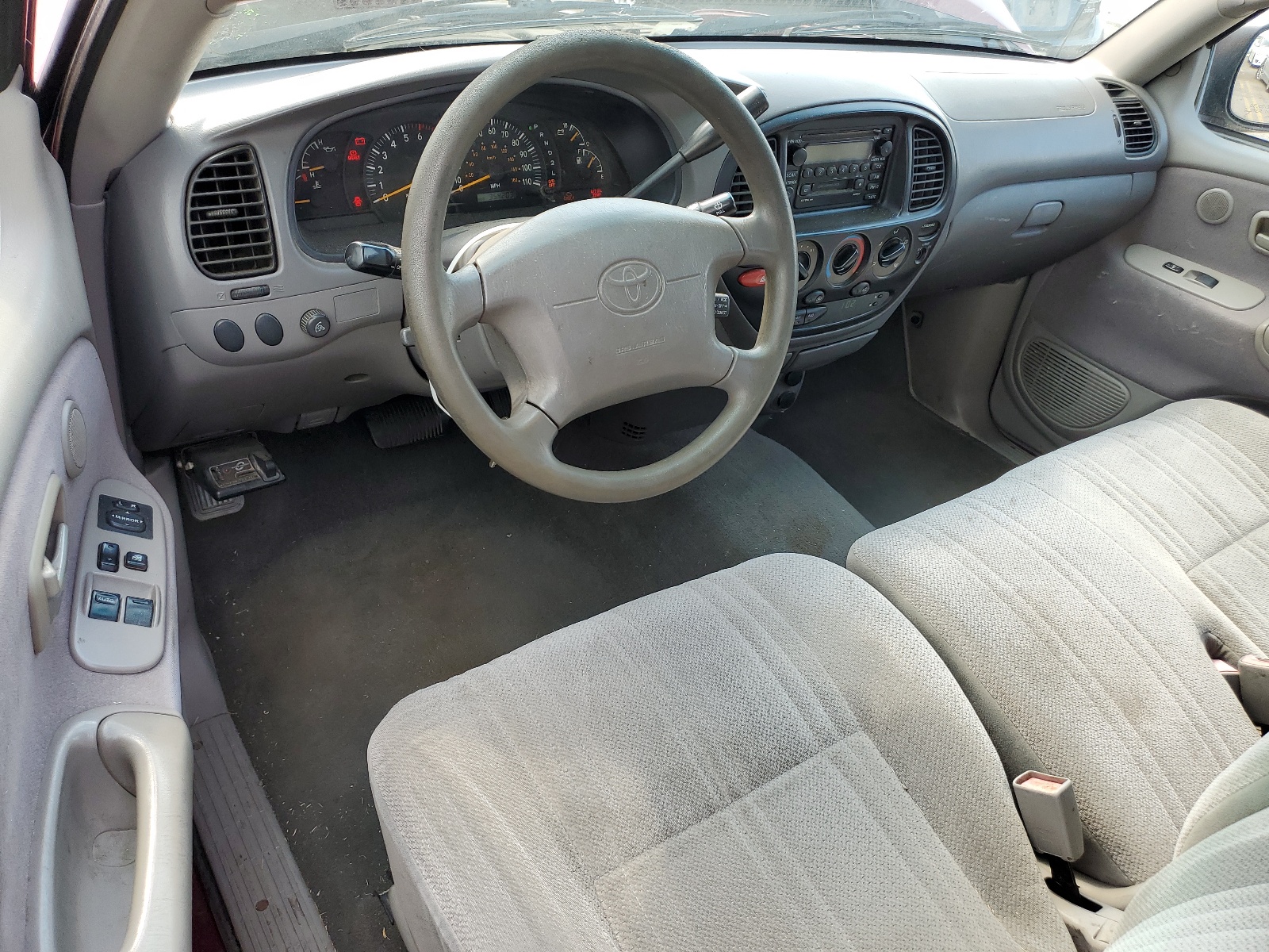 5TBKT4411YS067783 2000 Toyota Tundra Sr5