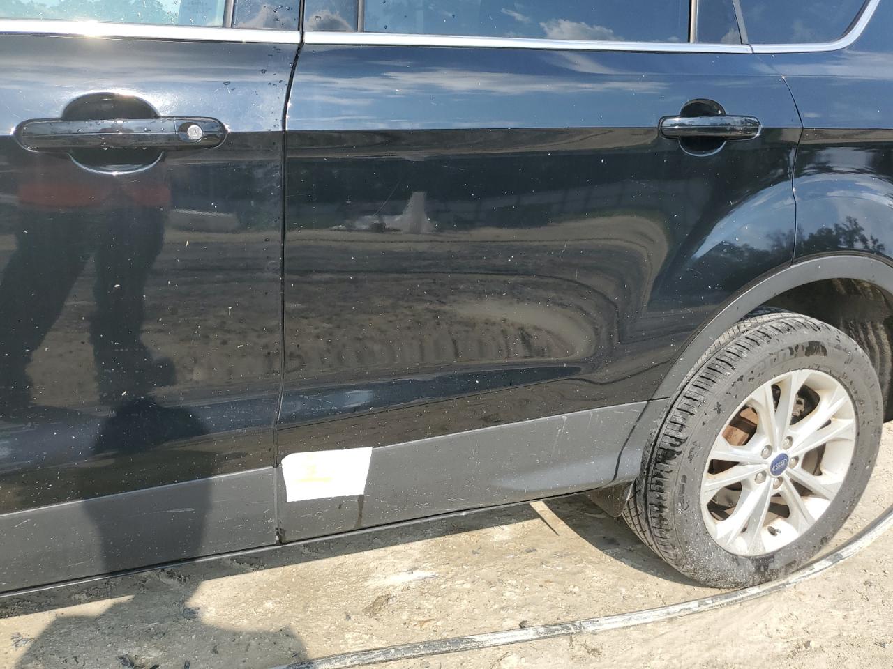 2017 Ford Escape Se VIN: 1FMCU9G97HUE27668 Lot: 66842404