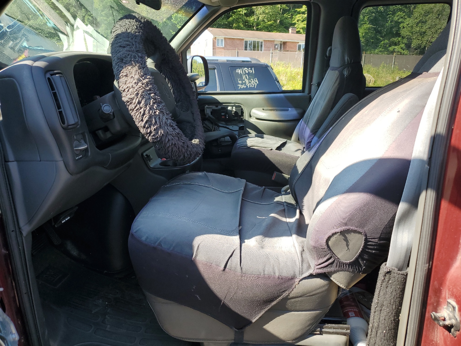 1GAGG29R611112152 2001 Chevrolet Express G2500