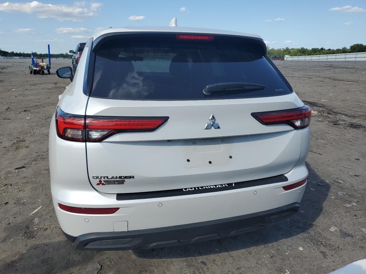 2023 Mitsubishi Outlander Es VIN: JA4J4TA85PZ008514 Lot: 68797844