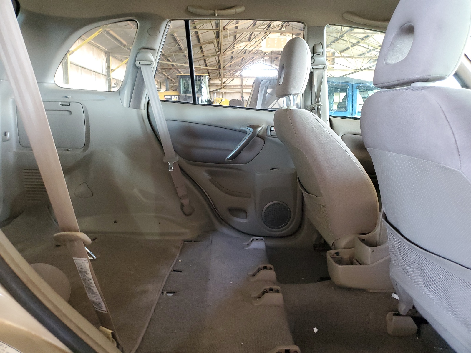 JTEGD20V640011886 2004 Toyota Rav4