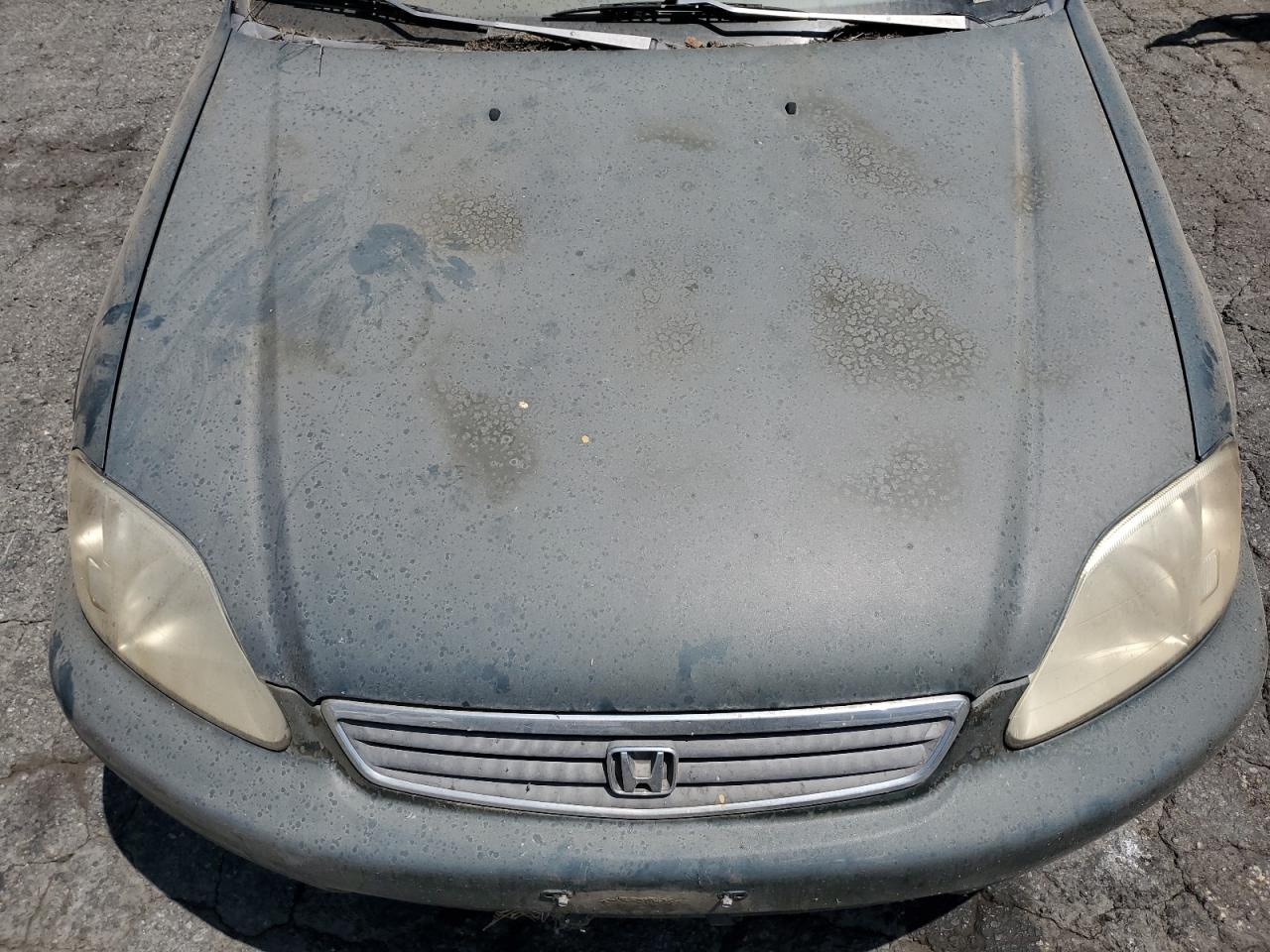 1999 Honda Civic Base VIN: 2HGEJ6612XH515062 Lot: 66819974