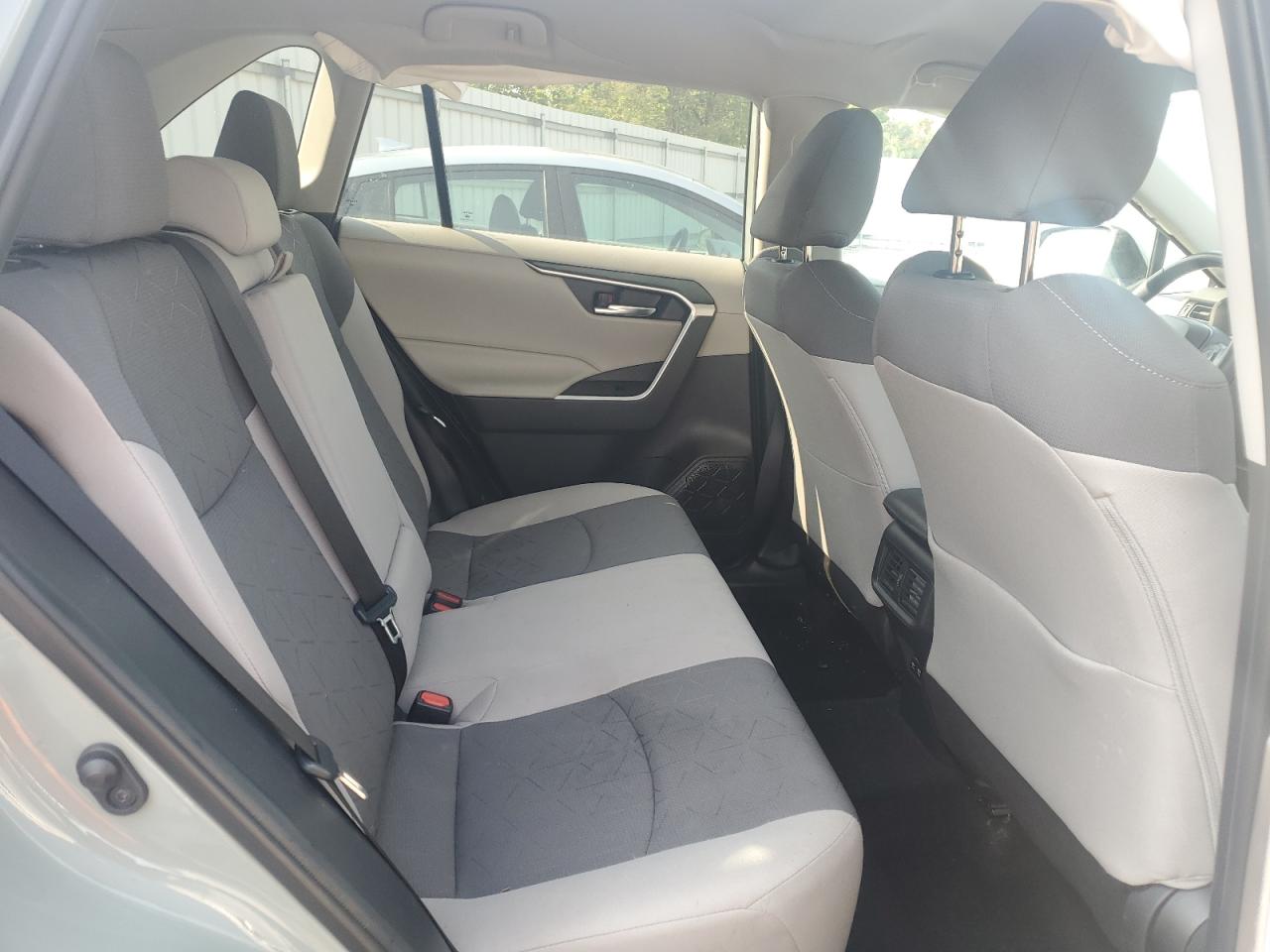 2020 Toyota Rav4 Xle VIN: 2T3P1RFV9LC132016 Lot: 67549784