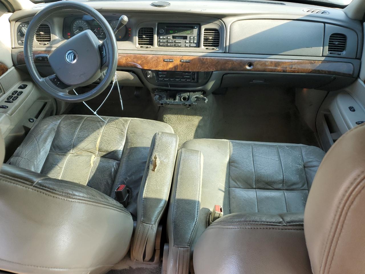 2008 Mercury Grand Marquis Ls VIN: 2MEFM75V08X610651 Lot: 69104004