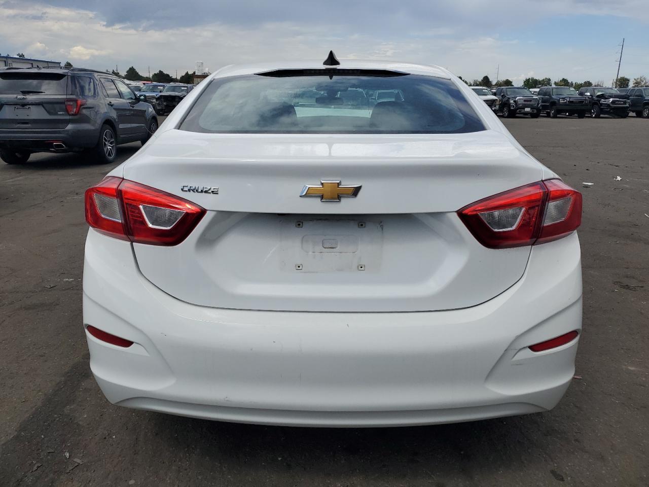 2019 Chevrolet Cruze VIN: 1G1BJ5SM7K7103552 Lot: 68129814