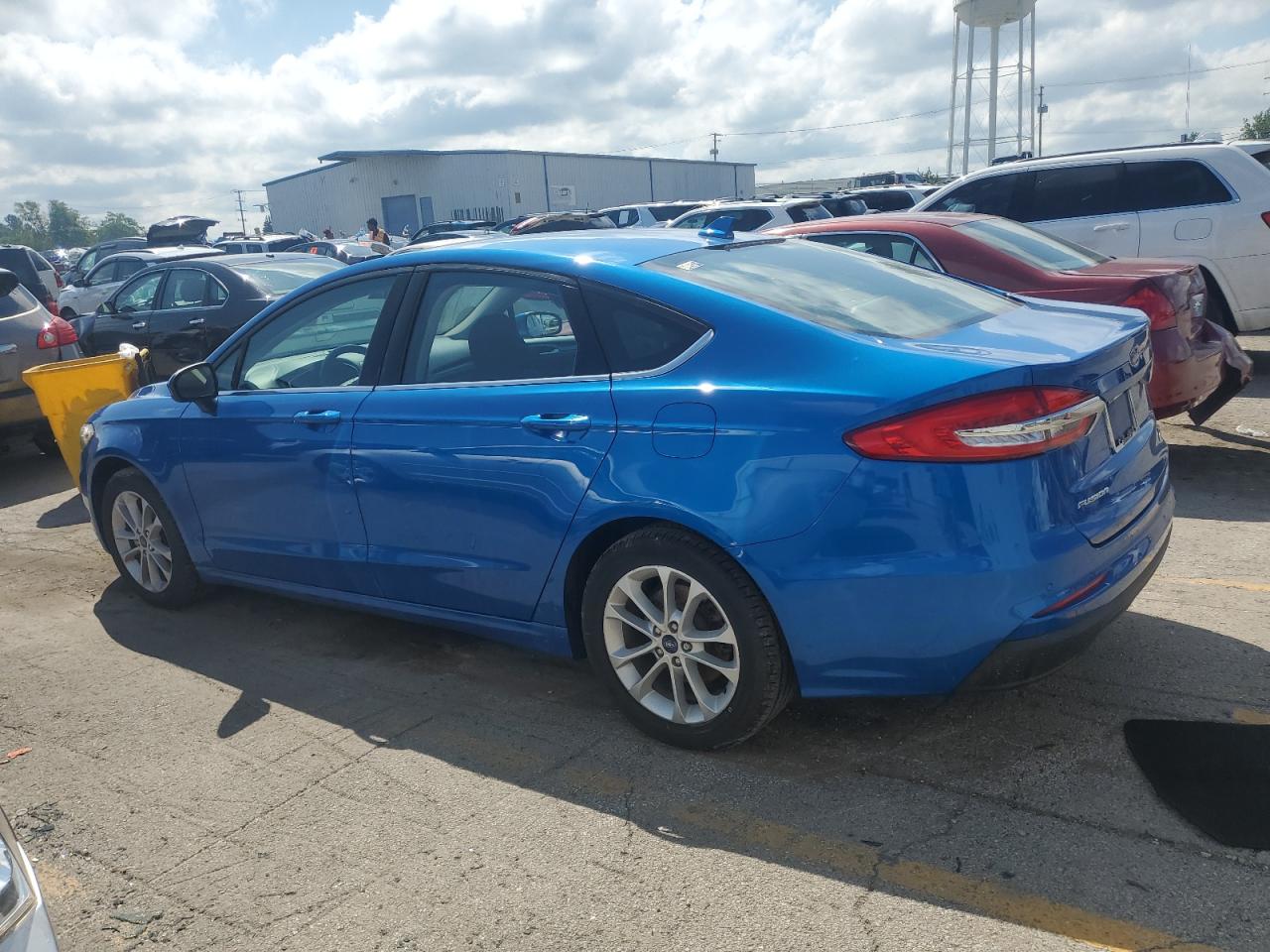 3FA6P0HD3LR153866 2020 FORD FUSION - Image 2