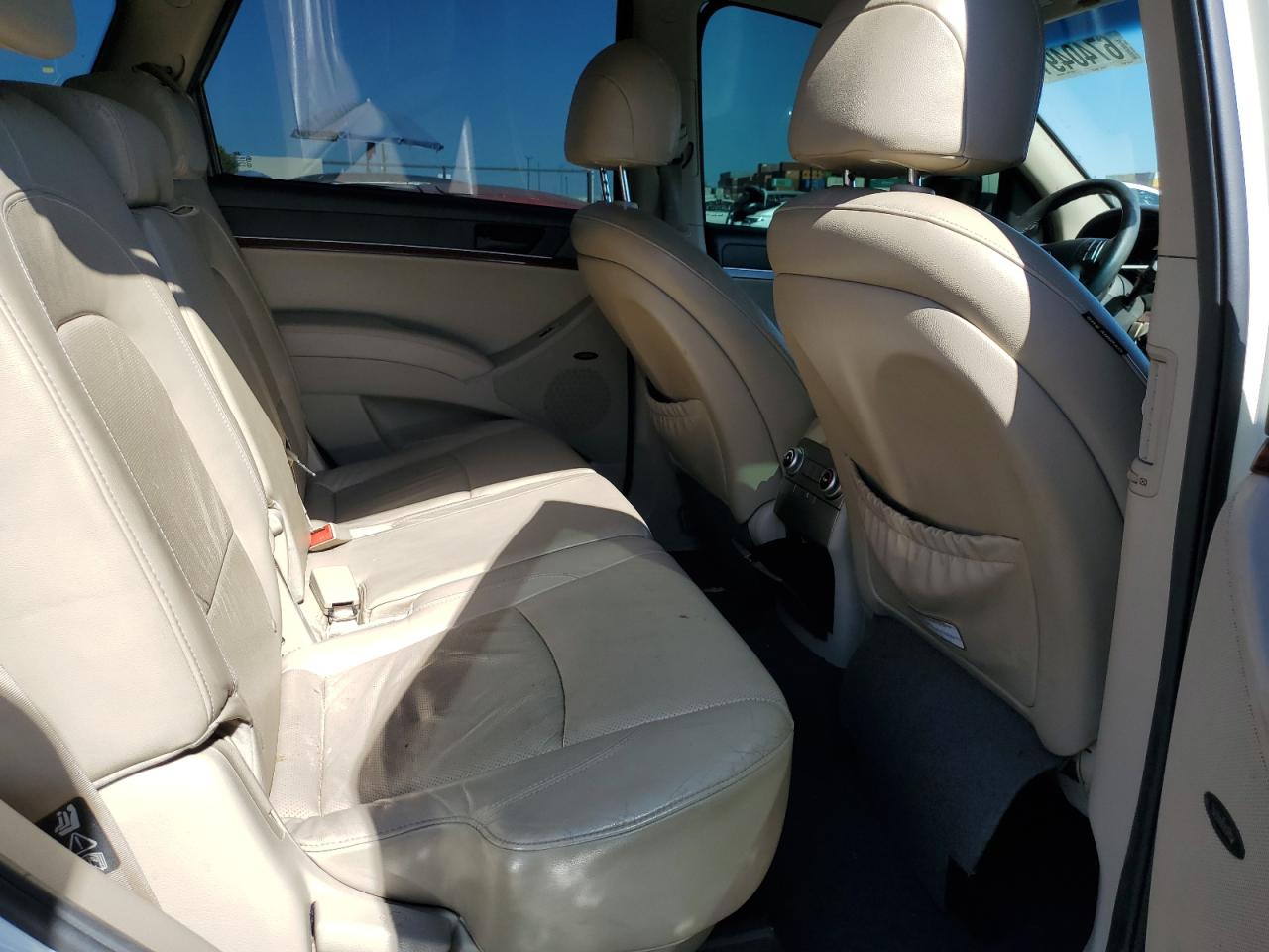 2010 Hyundai Veracruz Gls VIN: KM8NU4CC2AU104101 Lot: 67404914