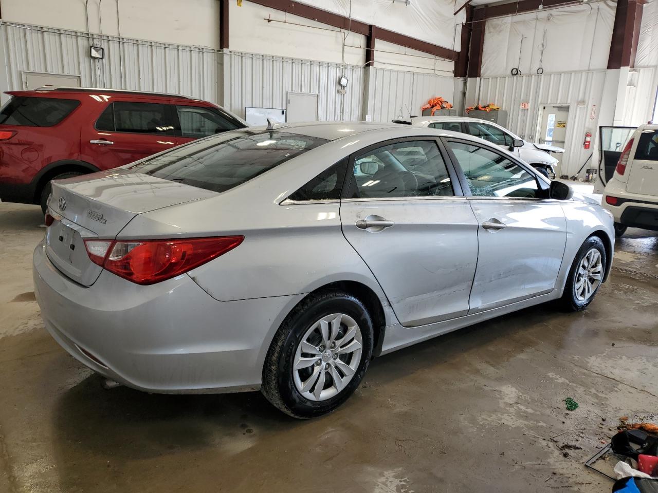 2011 Hyundai Sonata - Image 3