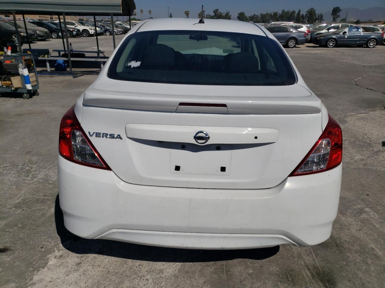 2019 Nissan Versa S VIN: 3N1CN7AP1KL833477 Lot: 67236624