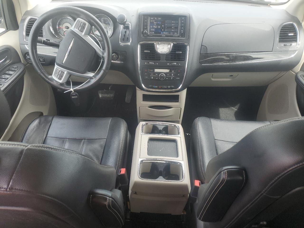 2014 Chrysler Town & Country Touring L VIN: 2C4RC1CG3ER133202 Lot: 66155994