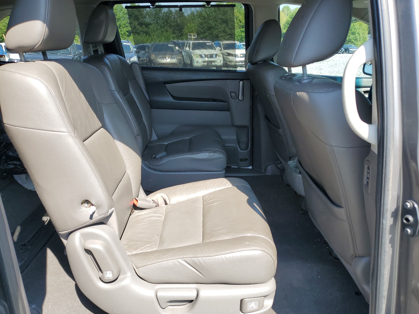 5FNRL5H61BB070356 2011 Honda Odyssey Exl