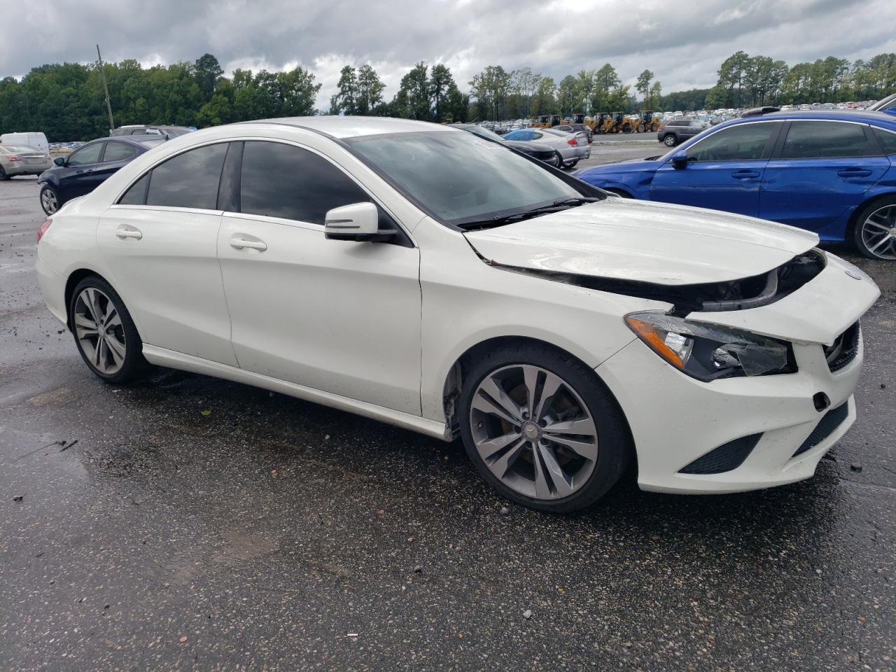 VIN WDDSJ4EB7EN042785 2014 MERCEDES-BENZ CLA-CLASS no.4