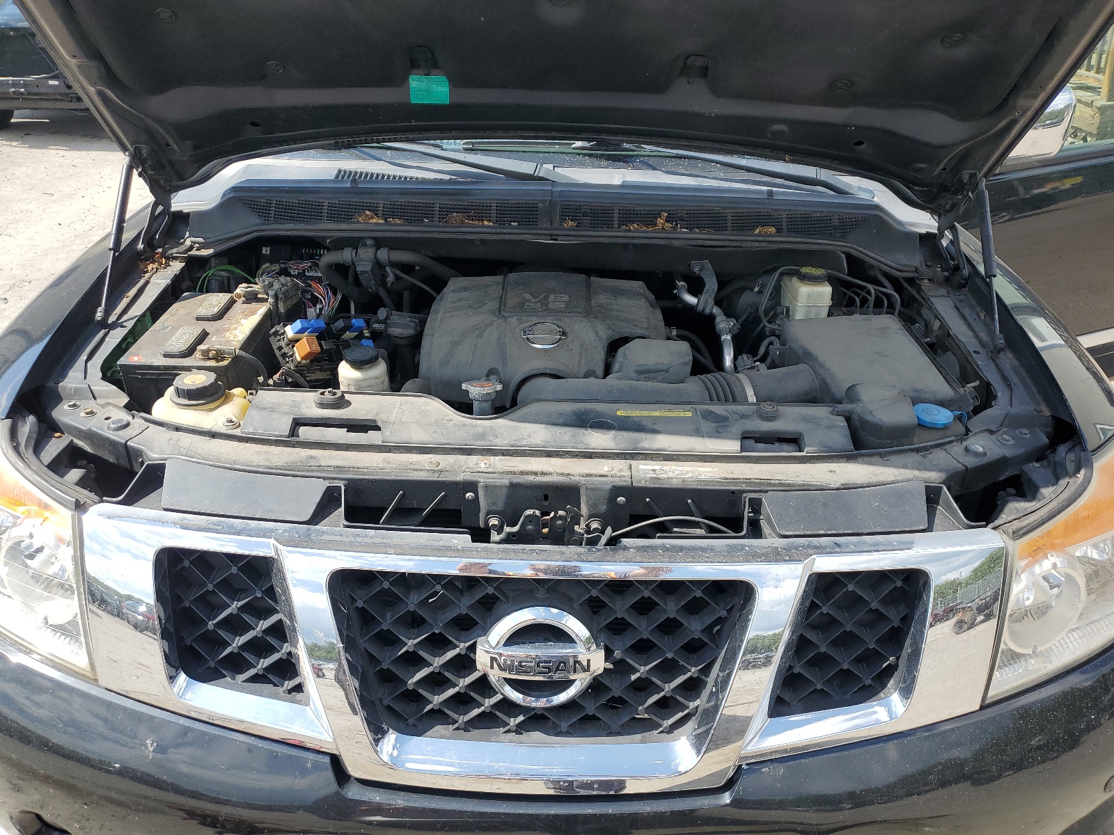 5N1AA0NC5FN607345 2015 Nissan Armada Sv