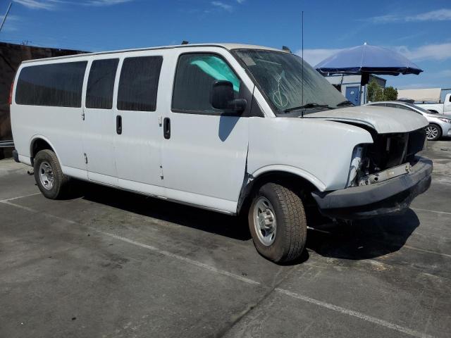  CHEVROLET EXPRESS 2020 Белы