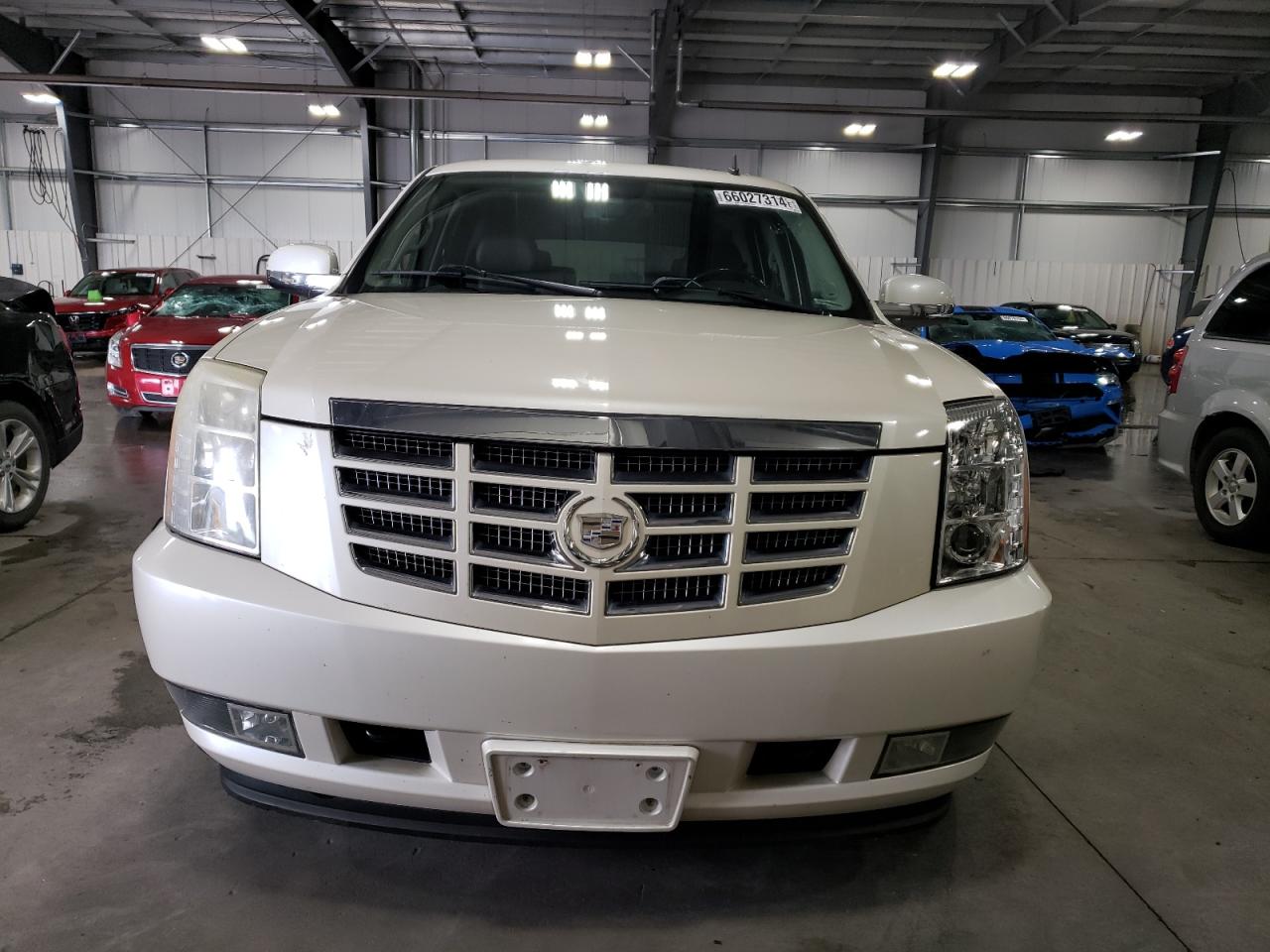2009 Cadillac Escalade - Image 5