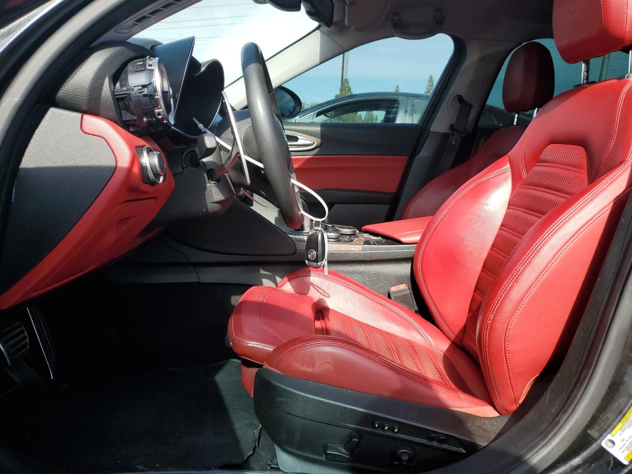 2017 Alfa Romeo Giulia Ti VIN: ZARFAECN7H7533693 Lot: 66210774