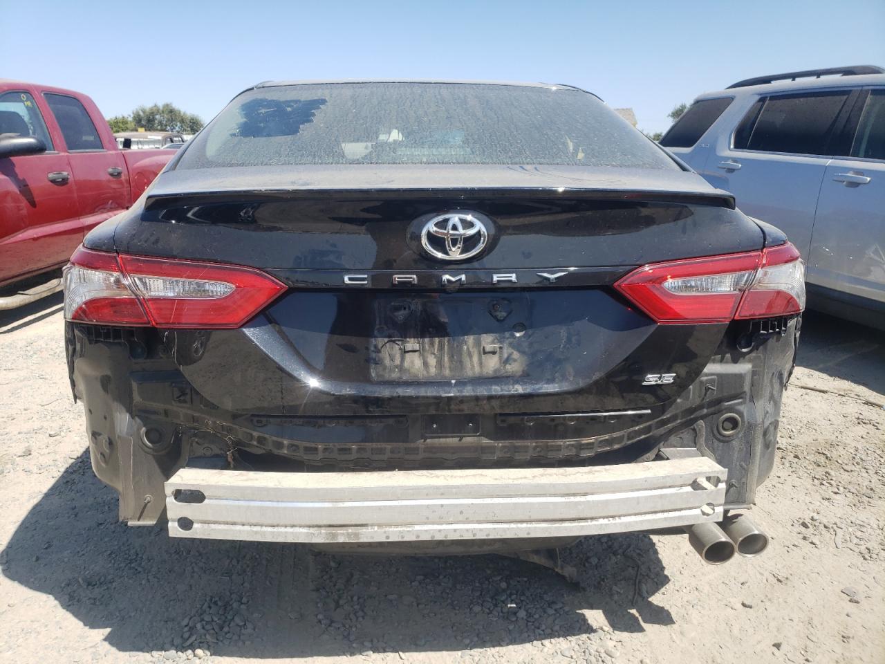 VIN 4T1B11HK3JU520703 2018 TOYOTA CAMRY no.6