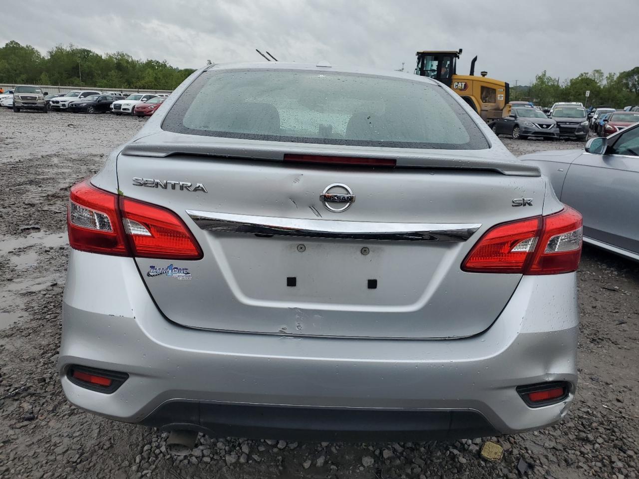 3N1AB7AP8KY215883 2019 Nissan Sentra S