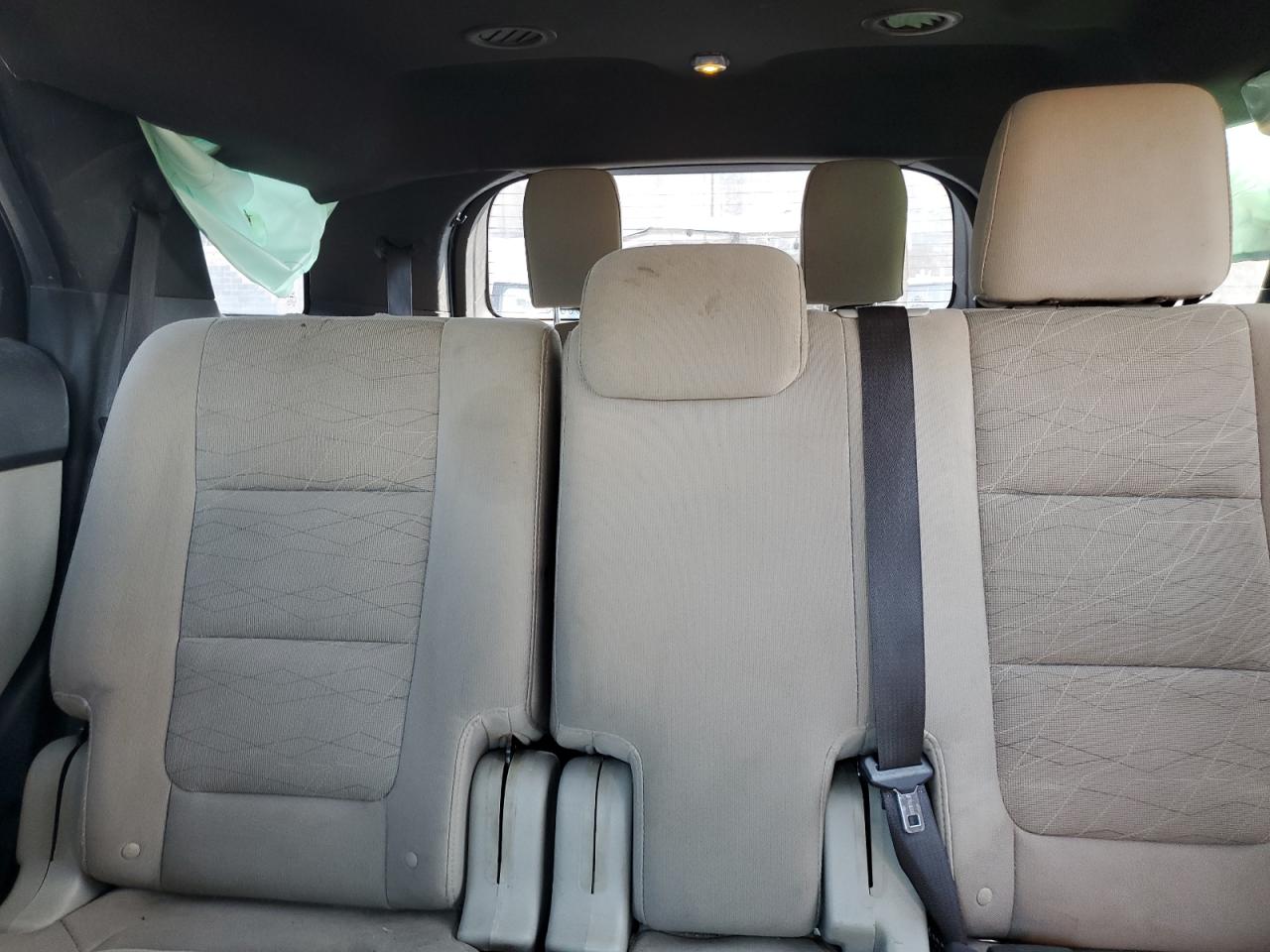 2015 Ford Explorer - Image 10