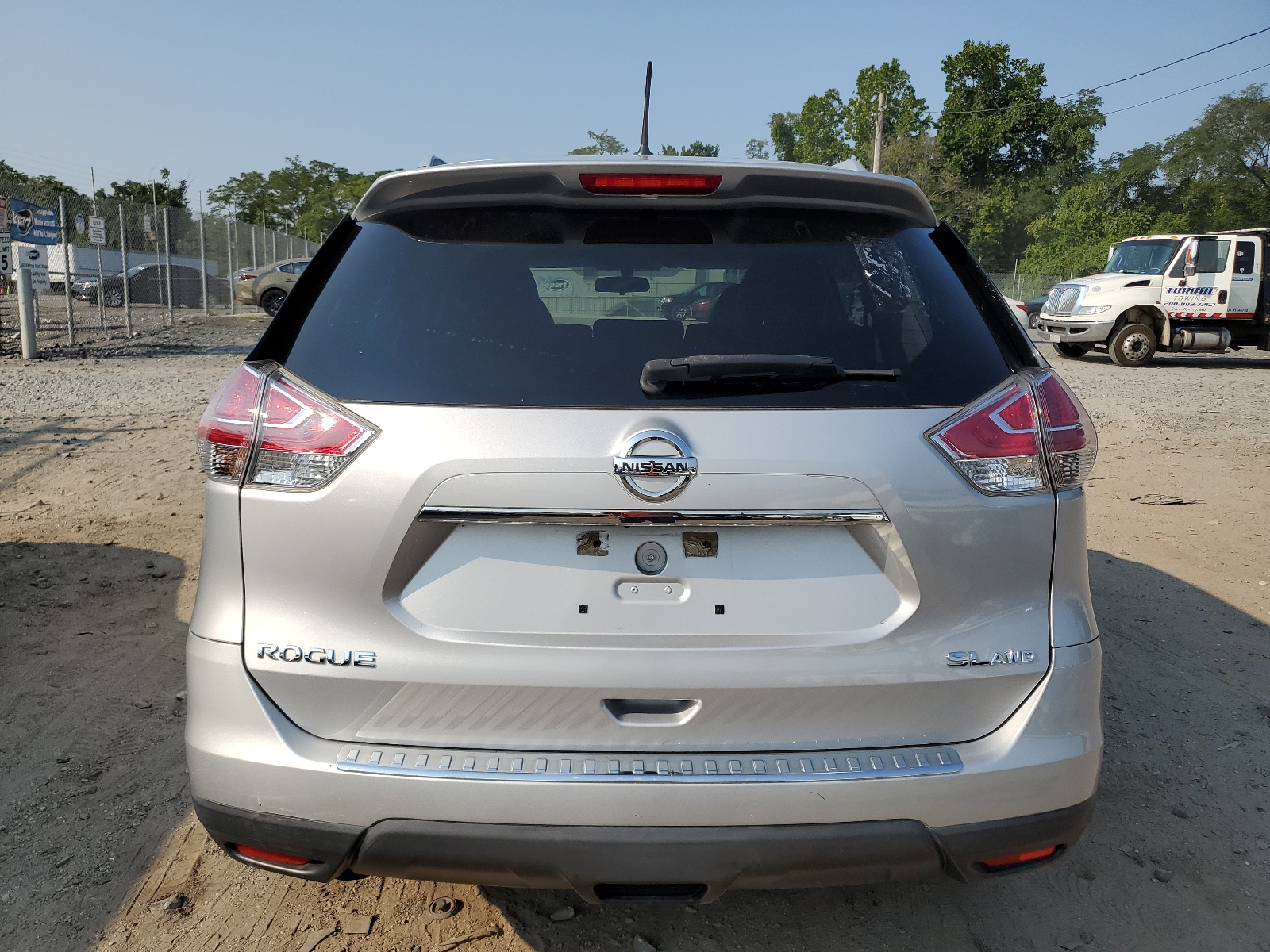 2015 Nissan Rogue S vin: 5N1AT2MV6FC800348