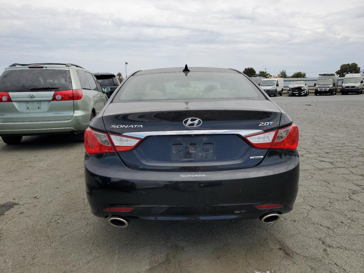 5NPEC4AB9BH288935 2011 Hyundai Sonata Se