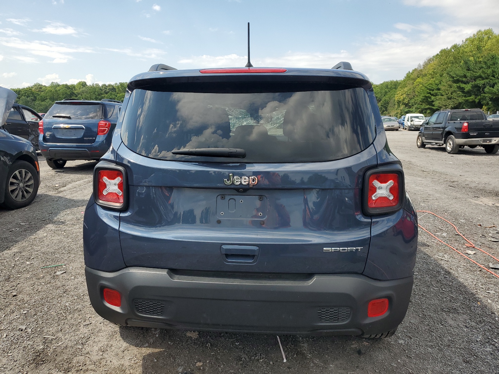 ZACNJAAB1LPL24739 2020 Jeep Renegade Sport