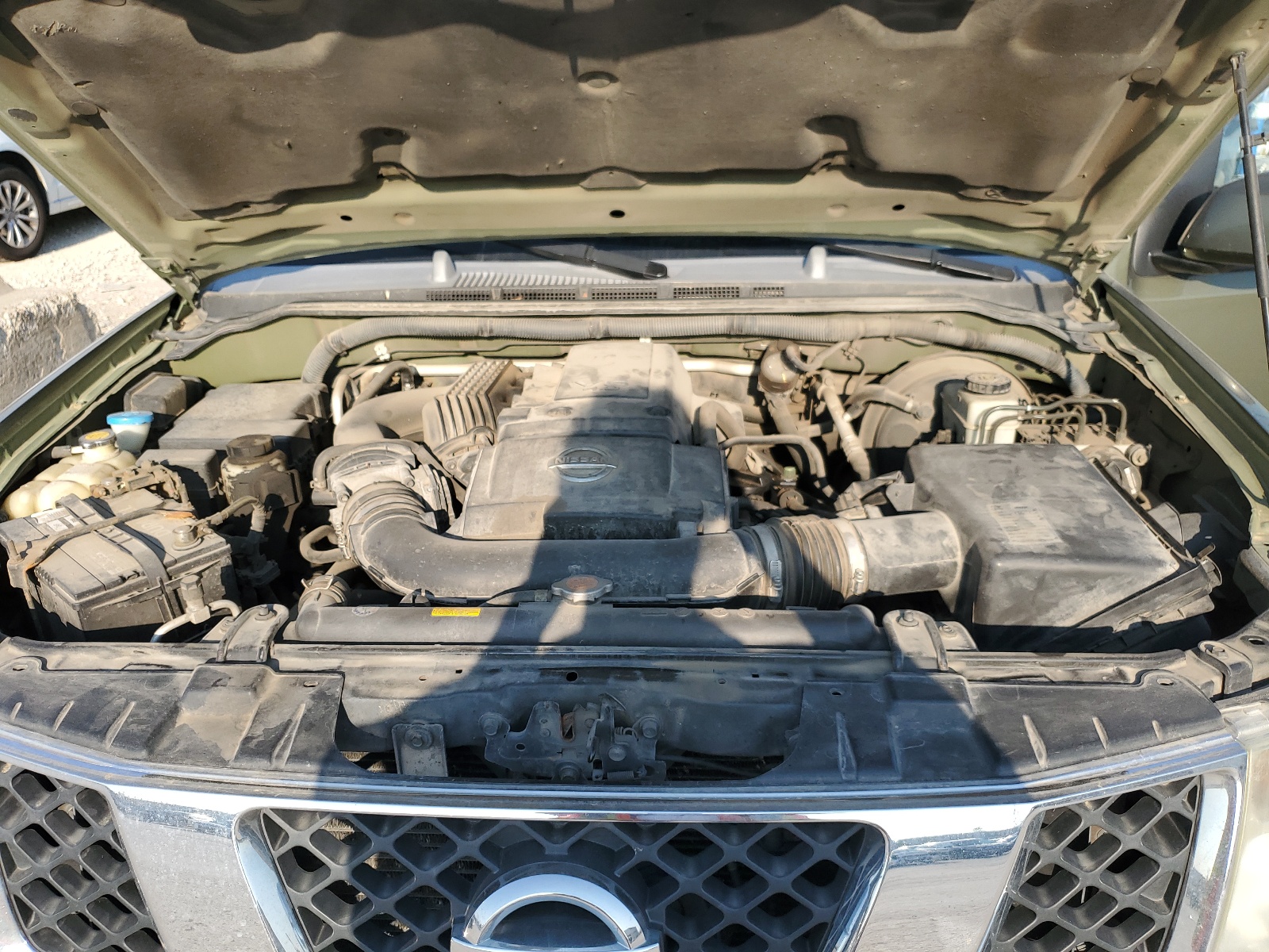 5N1AR18W55C705421 2005 Nissan Pathfinder Le