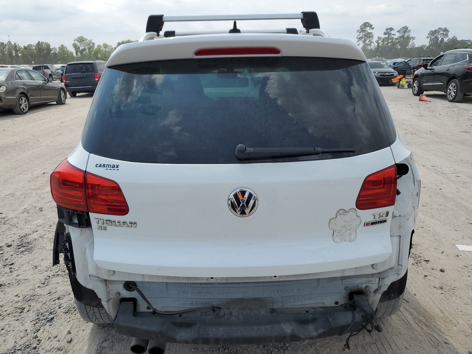 WVGBV7AX9GW559564 2016 Volkswagen Tiguan S