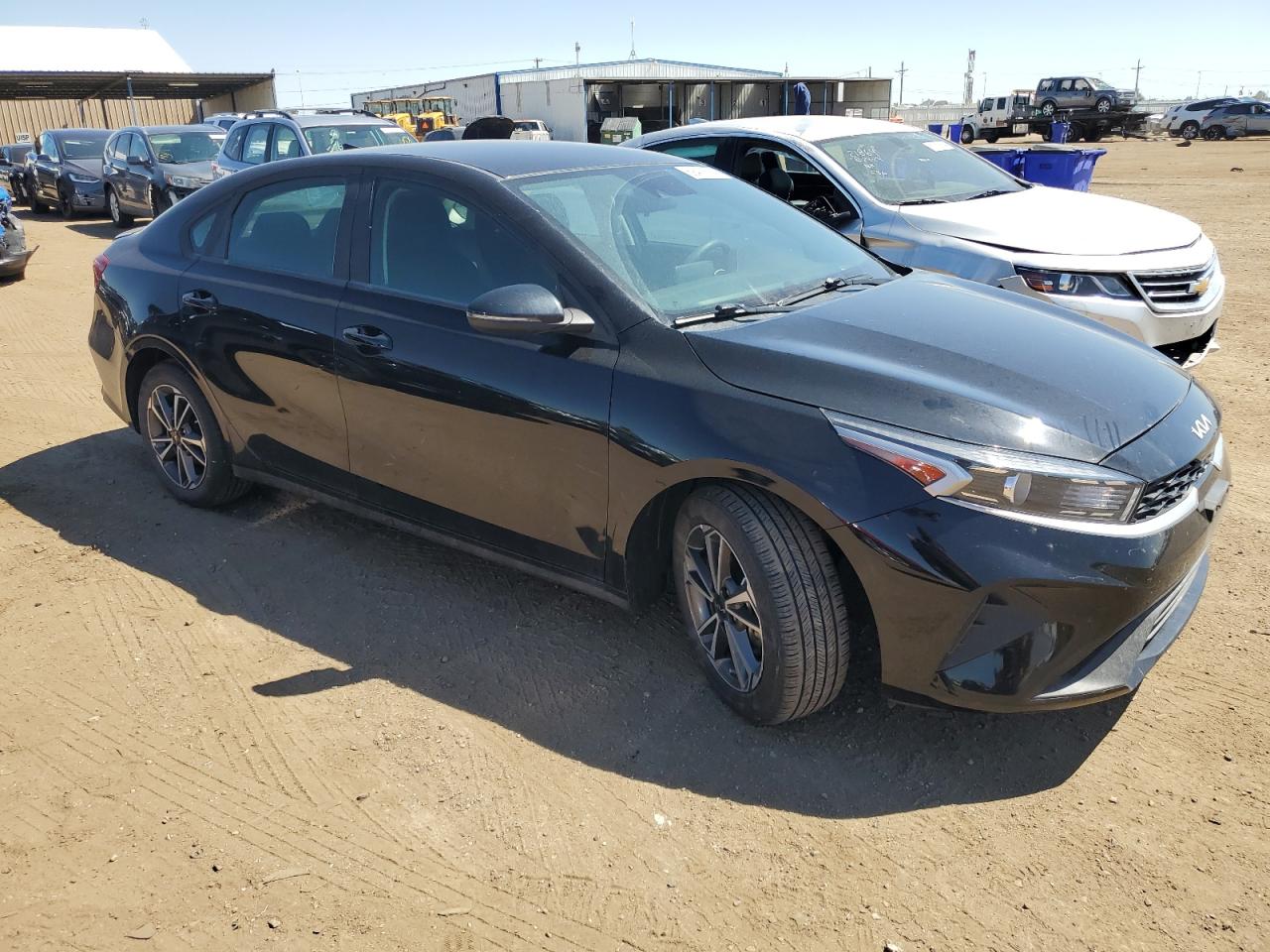 3KPF24AD3NE472544 Kia Forte FE 4