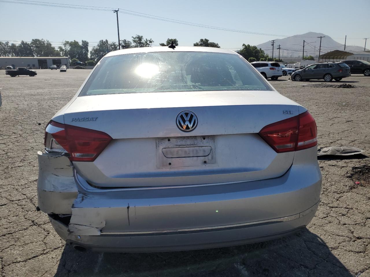 2012 Volkswagen Passat Sel VIN: 1VWCP7A38CC028705 Lot: 65589494