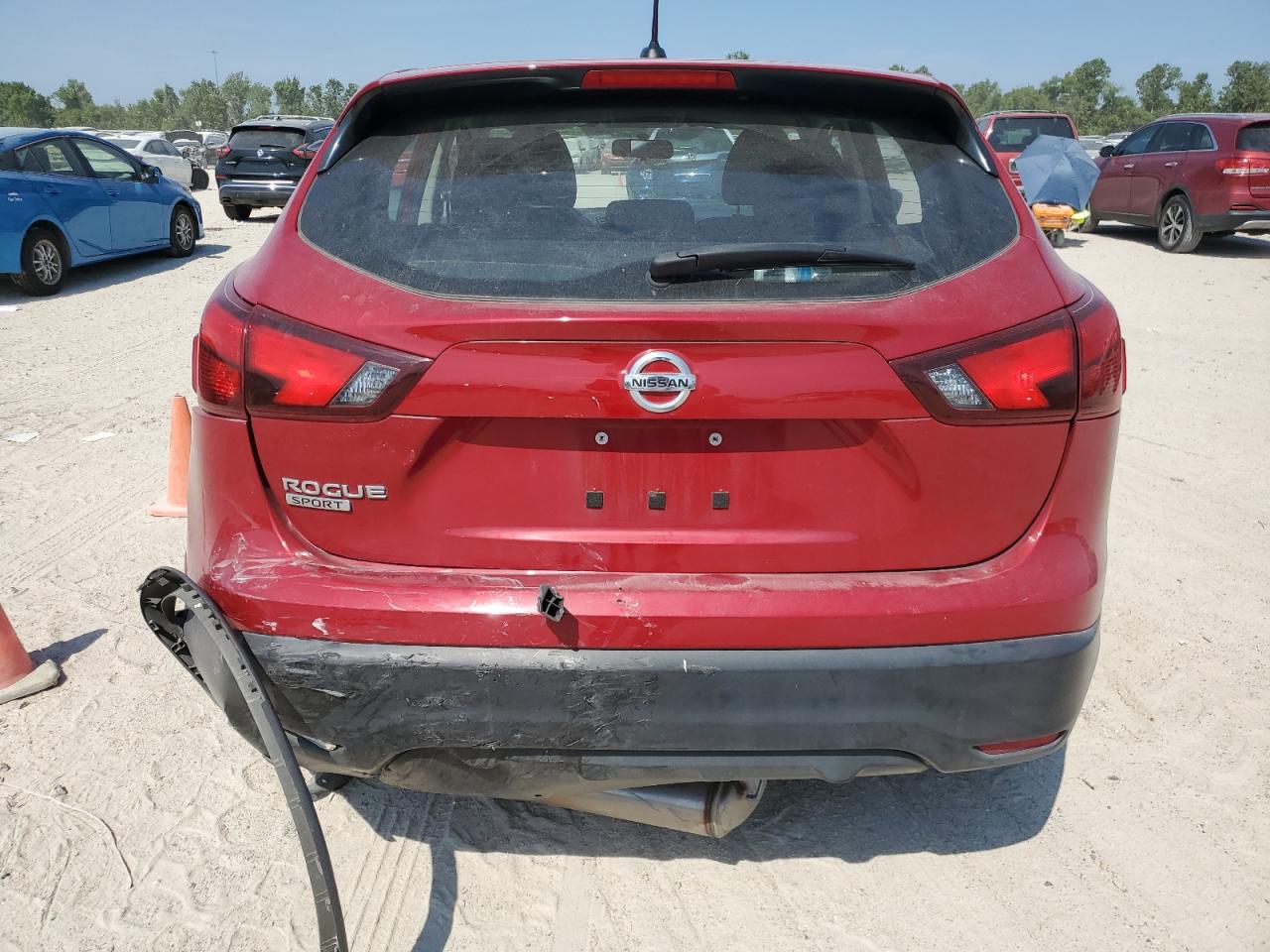 2018 Nissan Rogue Sport S VIN: JN1BJ1CP0JW165021 Lot: 68048974