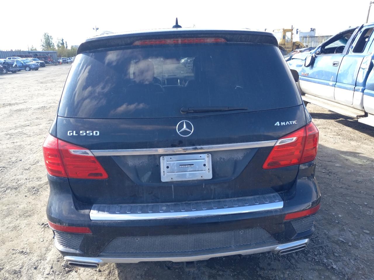 4JGDF7DE9FA568664 2015 Mercedes-Benz Gl 550 4Matic