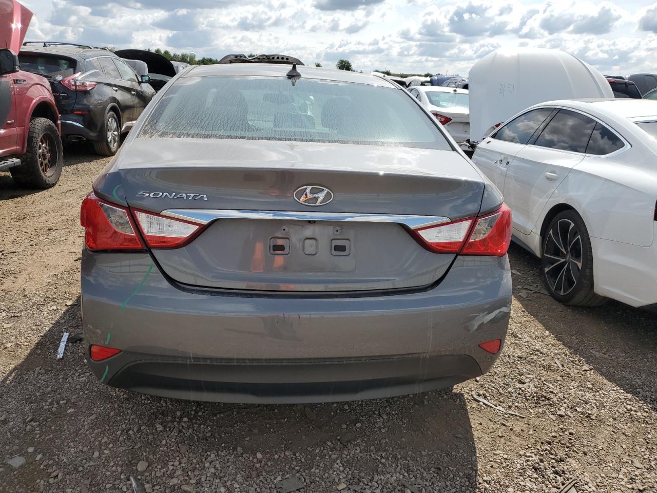 5NPEB4AC2EH877499 2014 Hyundai Sonata Gls