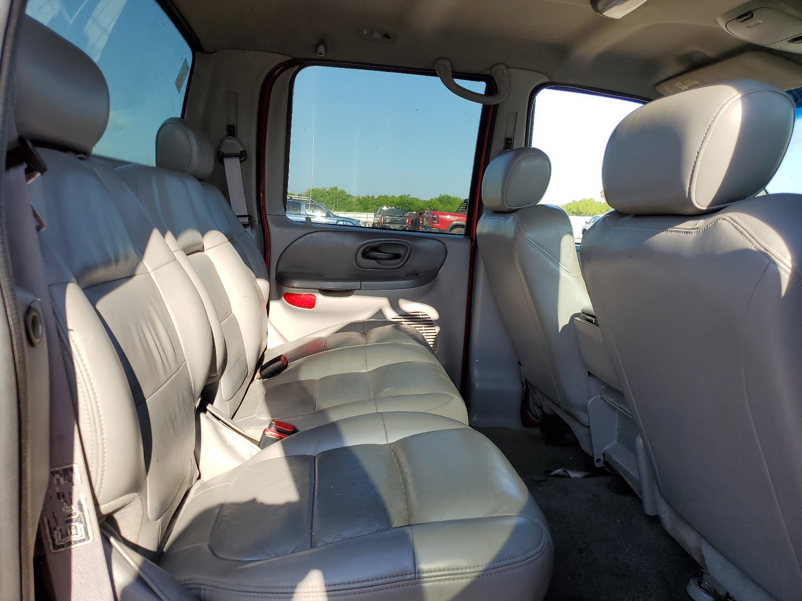 1FTRW07L01KC04664 2001 Ford F150 Supercrew