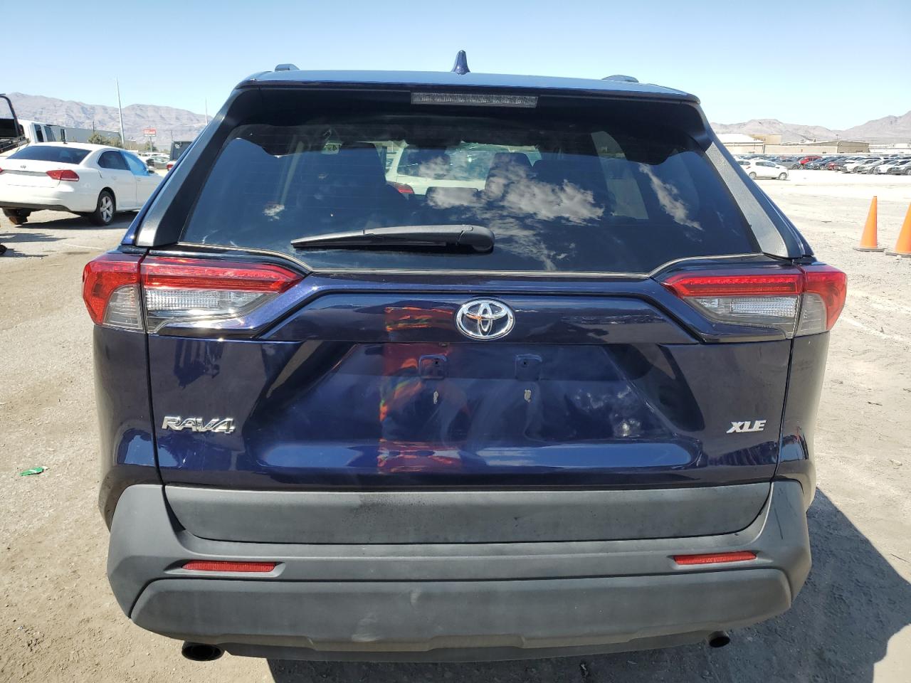 2021 Toyota Rav4 Xle VIN: 2T3W1RFVXMW156384 Lot: 69444114