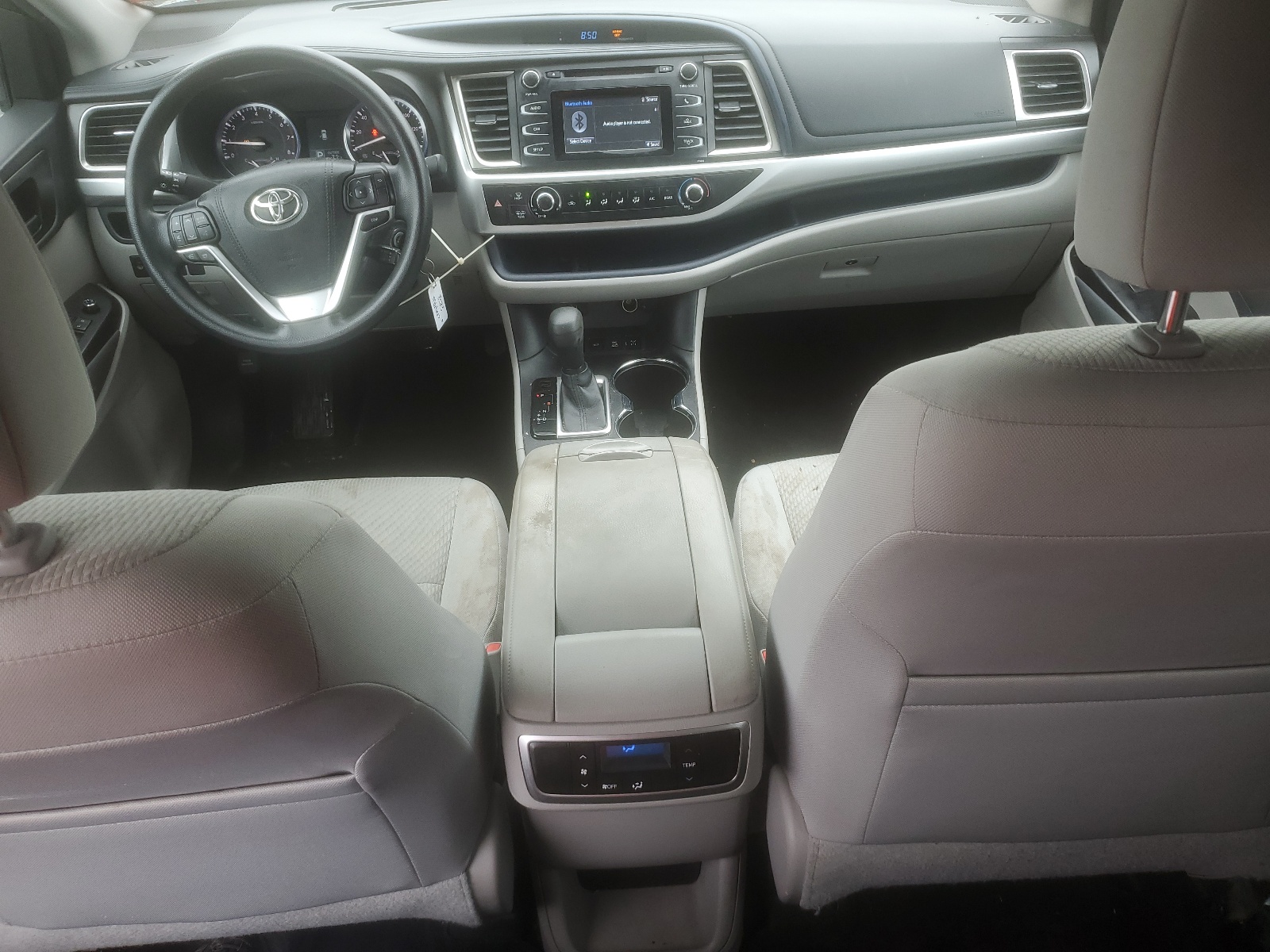 5TDBKRFH1FS210004 2015 Toyota Highlander Le