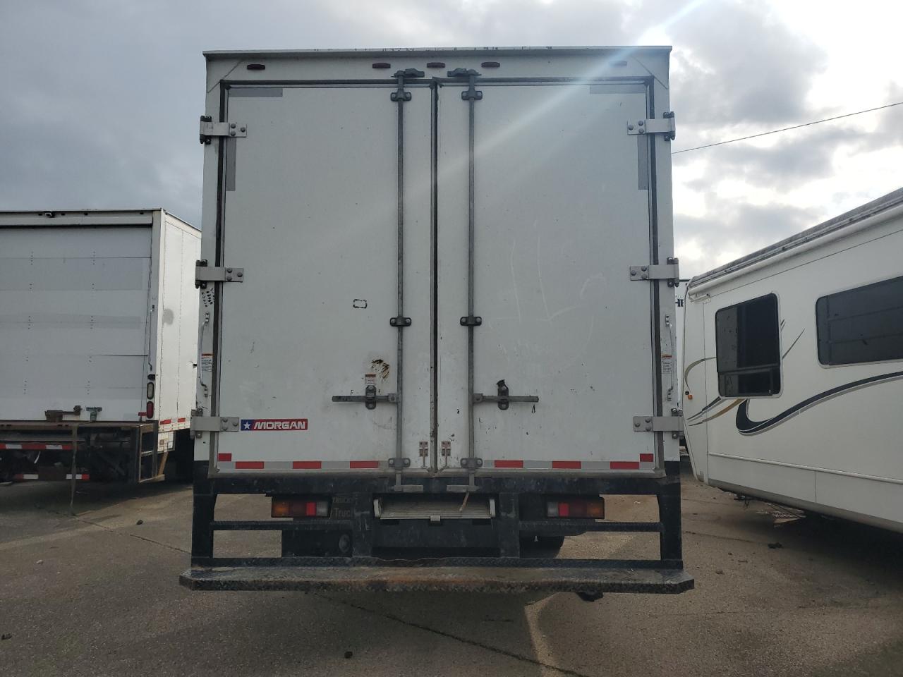 4UZBVK119LGLM1675 2020 Mitsubishi Fuso Truck Of America Inc Fe Fec72S