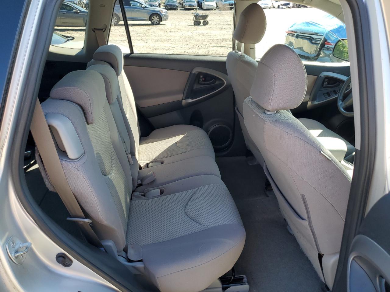 2007 Toyota Rav4 VIN: JTMBD33V476044631 Lot: 66962154