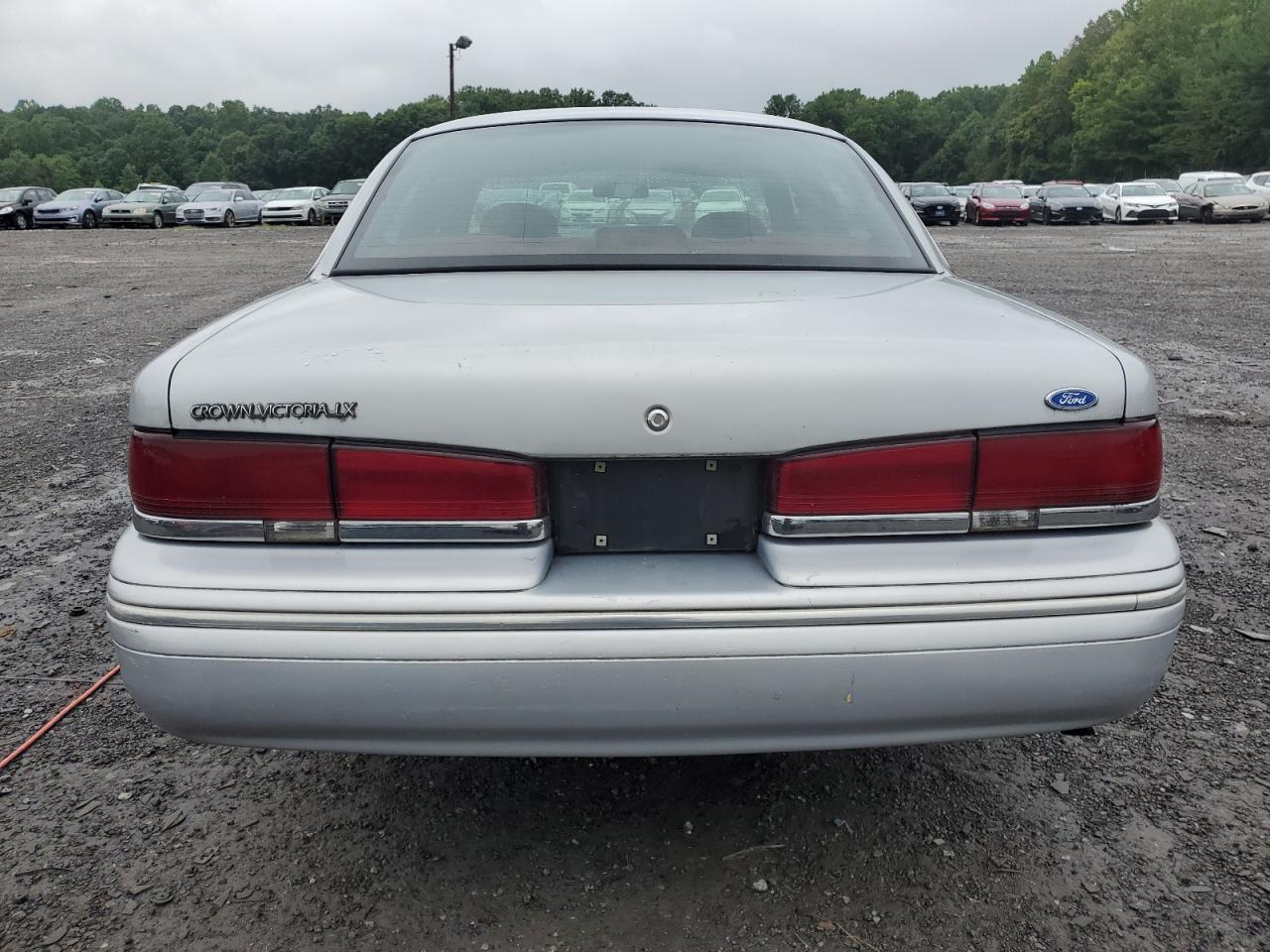 1995 Ford Crown Victoria Lx VIN: 2FALP74W7SX130092 Lot: 66507474