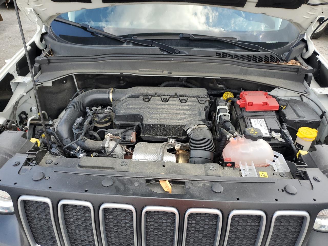 ZACNJDB14NPN73739 2022 Jeep Renegade Latitude