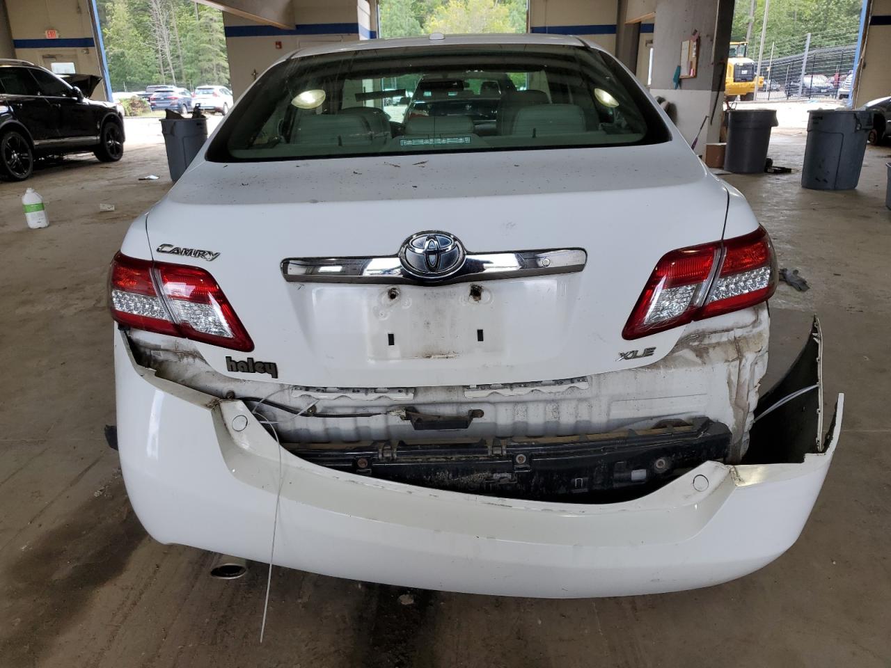 4T1BK3EK2BU610049 2011 Toyota Camry Se