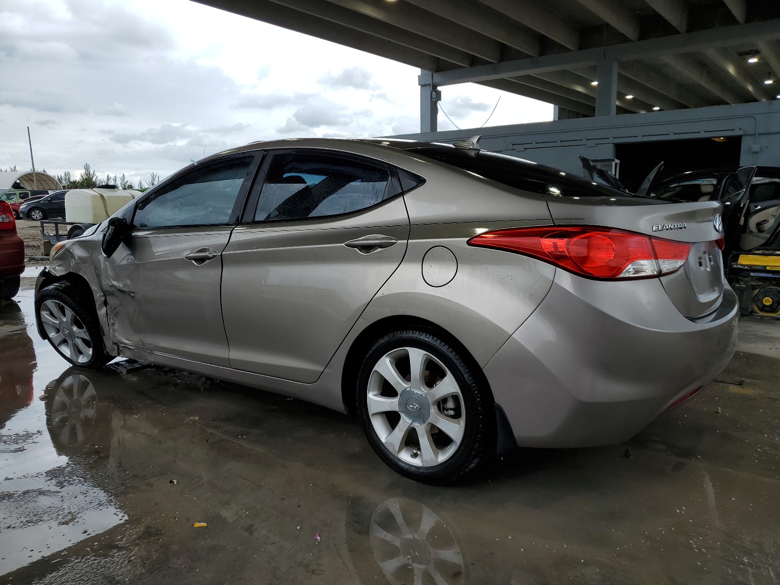 5NPDH4AE3DH273390 2013 Hyundai Elantra Gls