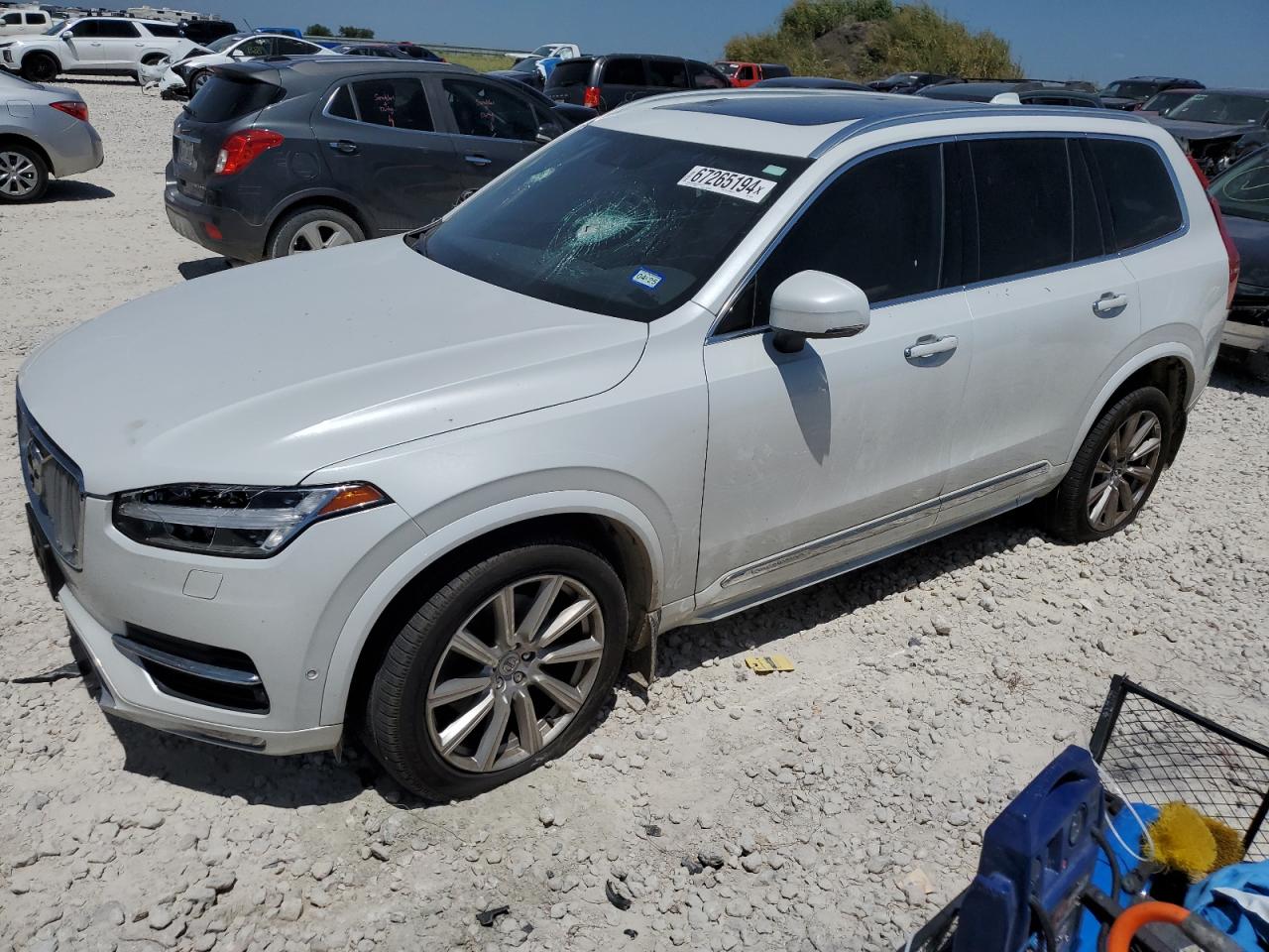 YV4A22PL5H1163529 2017 VOLVO XC90 - Image 1