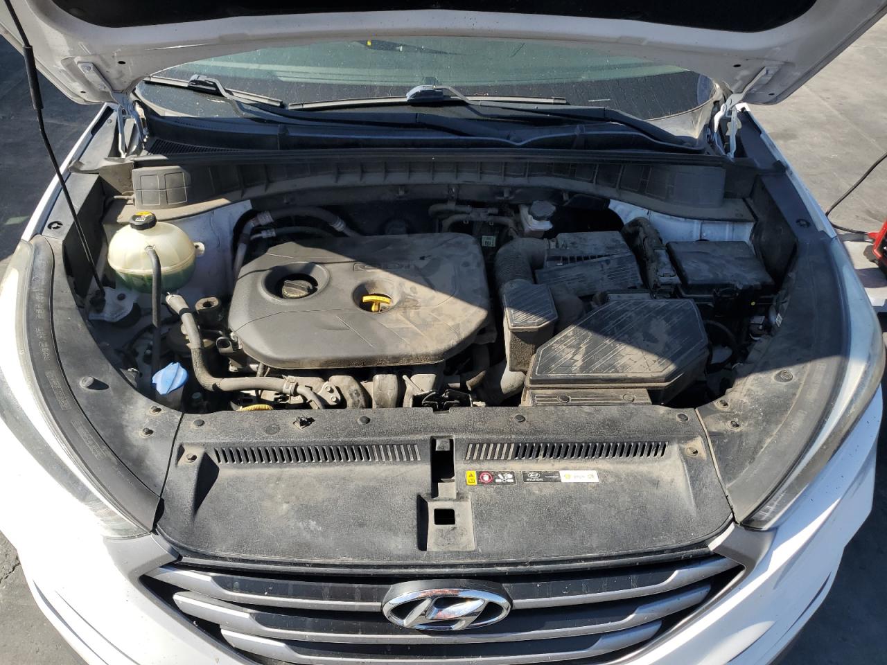 KM8J33A44JU655945 2018 Hyundai Tucson Sel