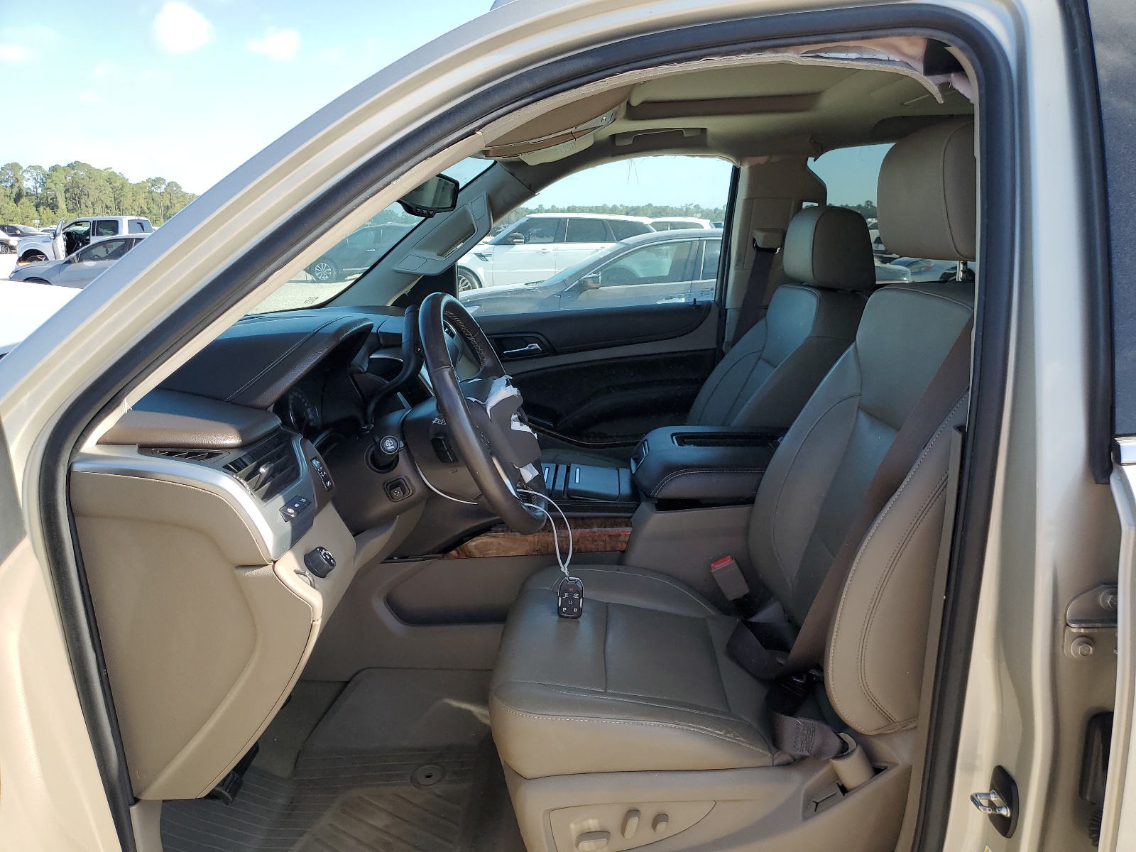 1GNSCCKC6HR399374 2017 Chevrolet Tahoe C1500 Premier