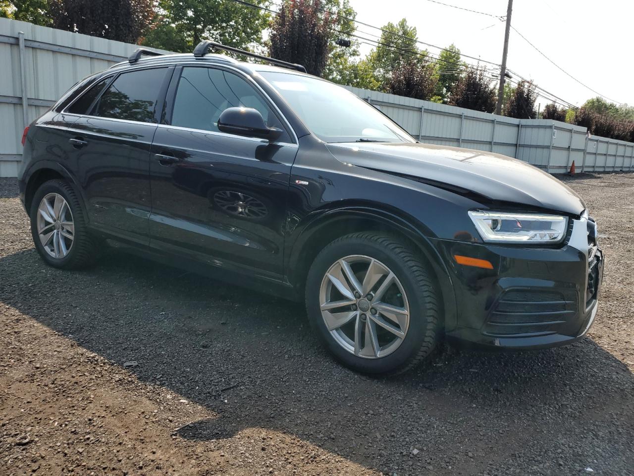 WA1JCCFS7JR008240 2018 Audi Q3 Premium Plus