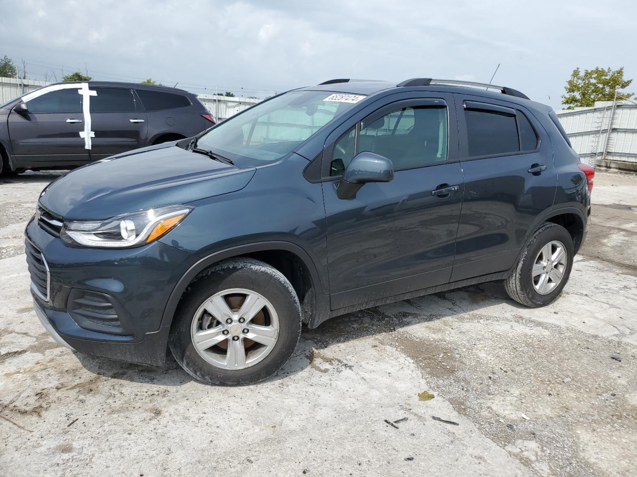 KL7CJPSB2MB354403 2021 CHEVROLET TRAX - Image 1