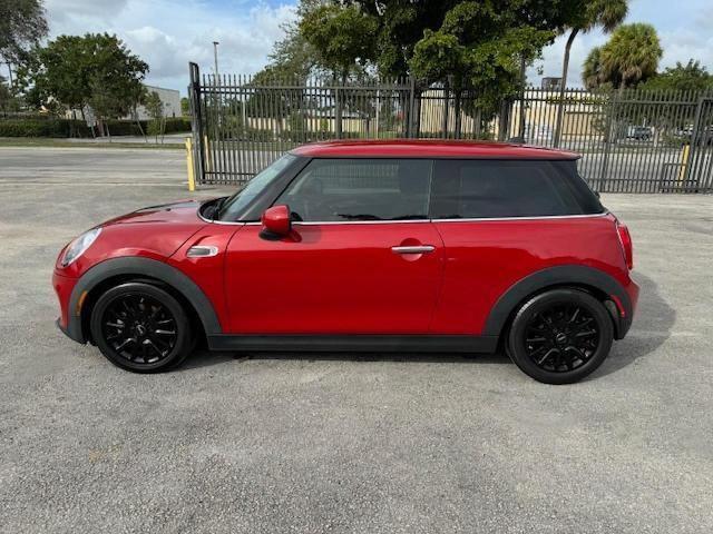 WMWXP5C50J2G63900 2018 Mini Cooper