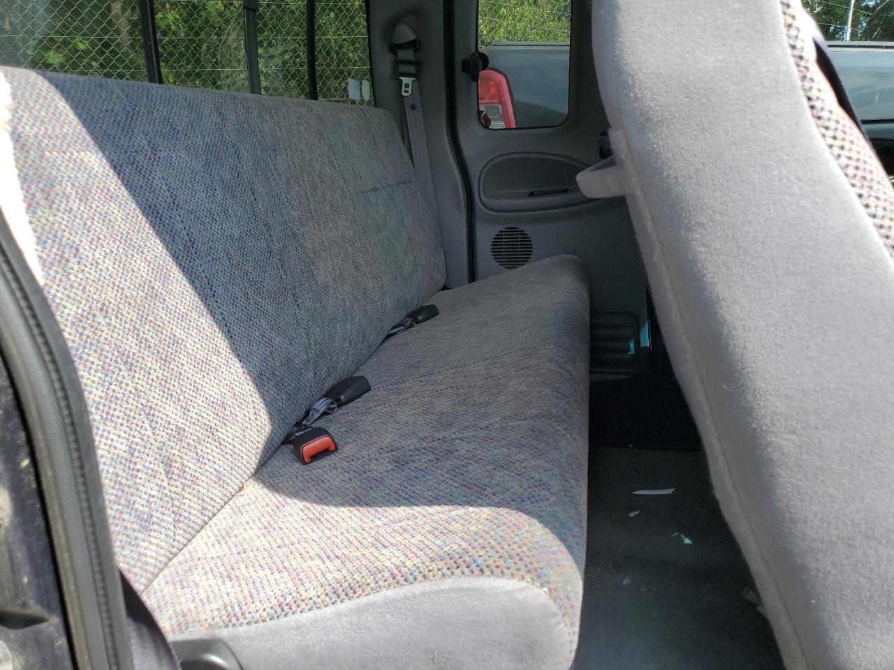 1998 Dodge Ram 1500 VIN: 1B7HC13Y6WJ241825 Lot: 67311094