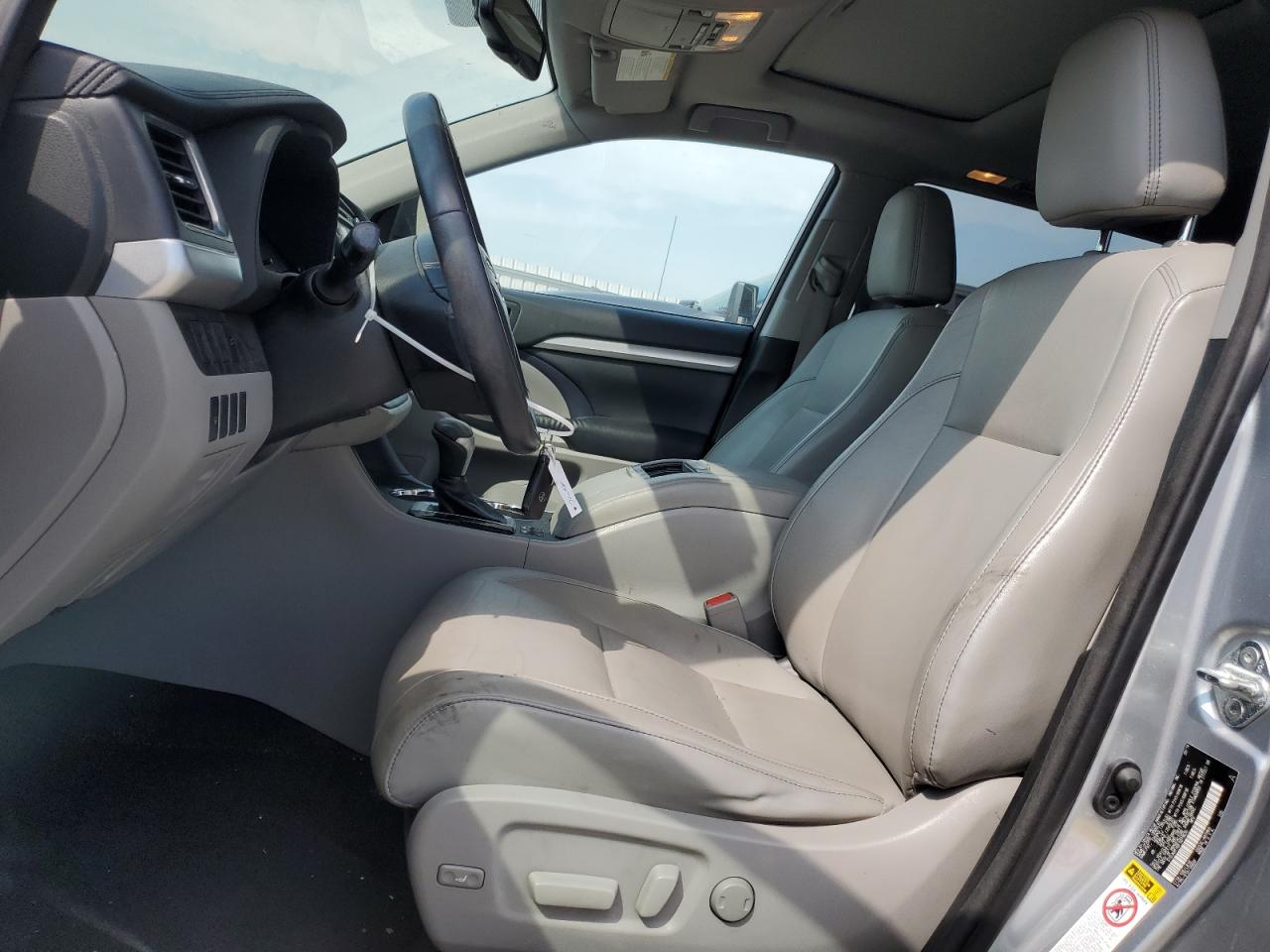 2015 Toyota Highlander Xle VIN: 5TDJKRFH0FS079630 Lot: 68431664